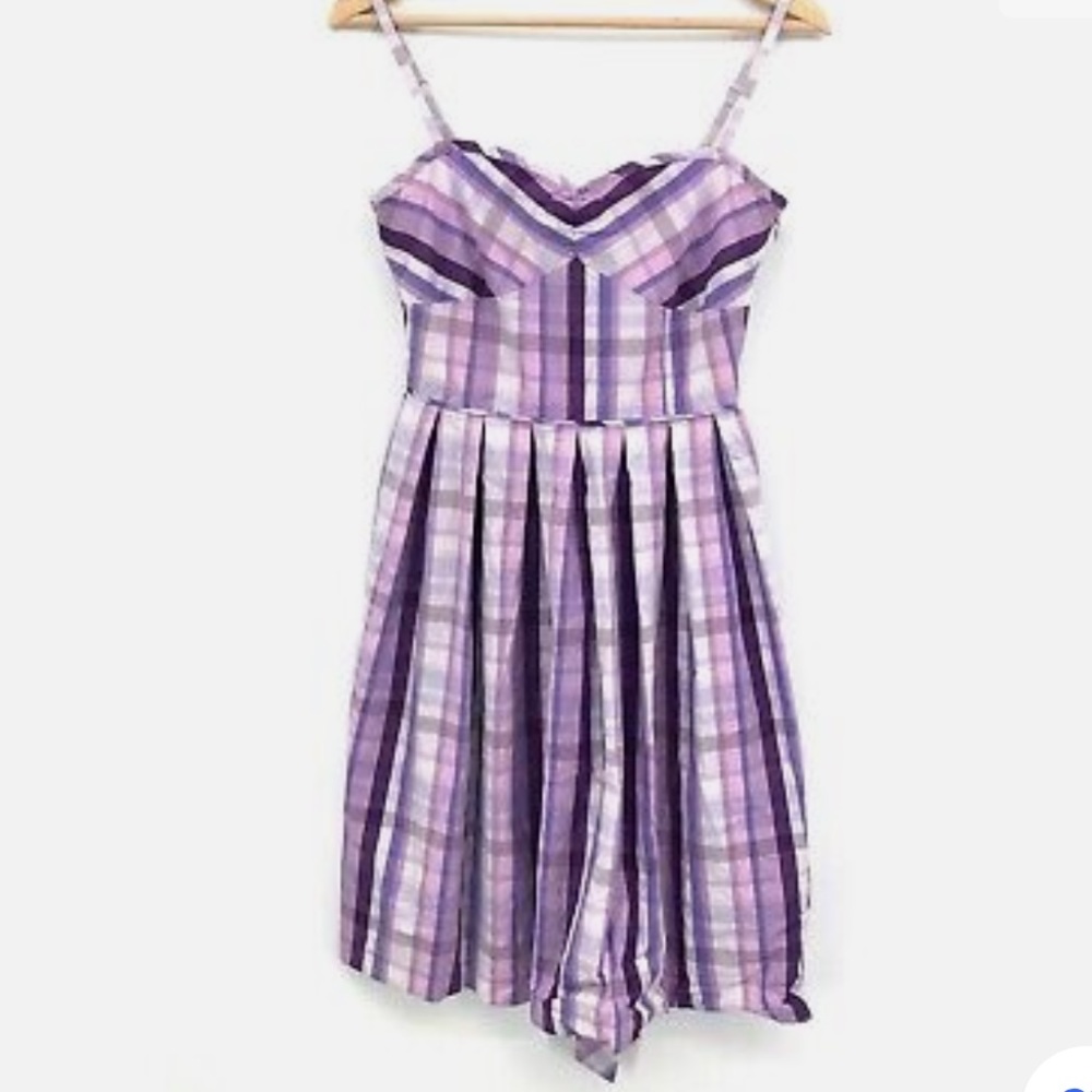 Purple plaid sweetheart dress size 6